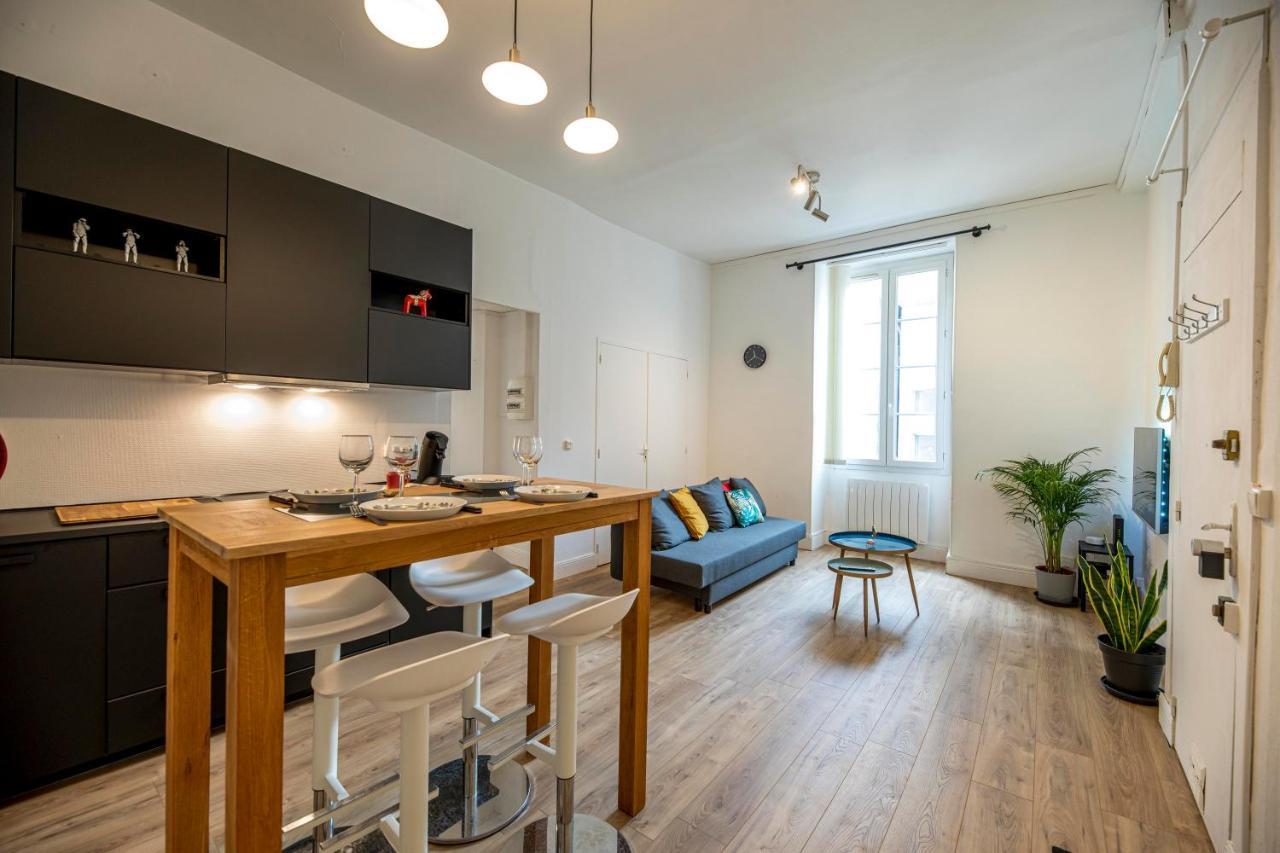 Coeur De Ville, Magnifique Appartement + Parking Pau Luaran gambar