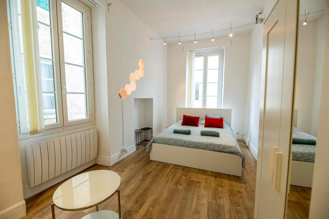 Coeur De Ville, Magnifique Appartement + Parking Pau Luaran gambar
