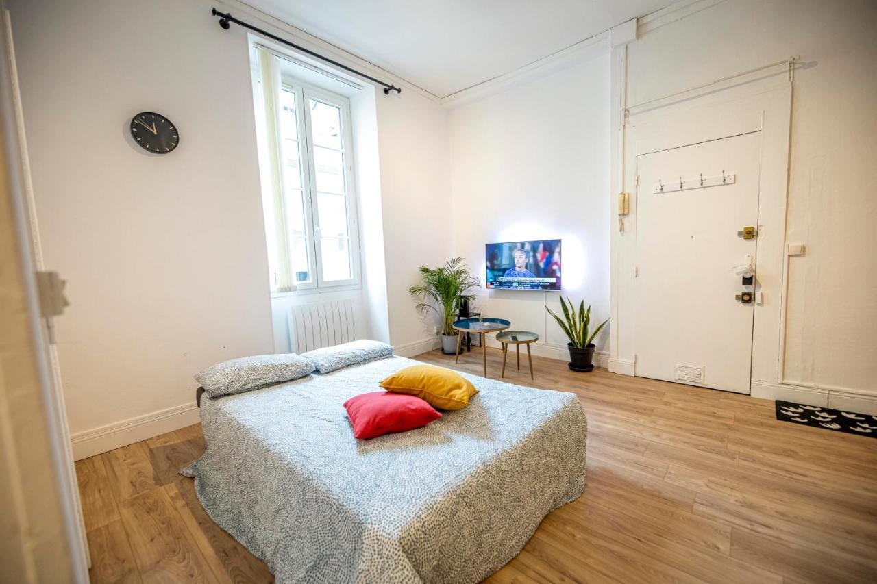Coeur De Ville, Magnifique Appartement + Parking Pau Luaran gambar